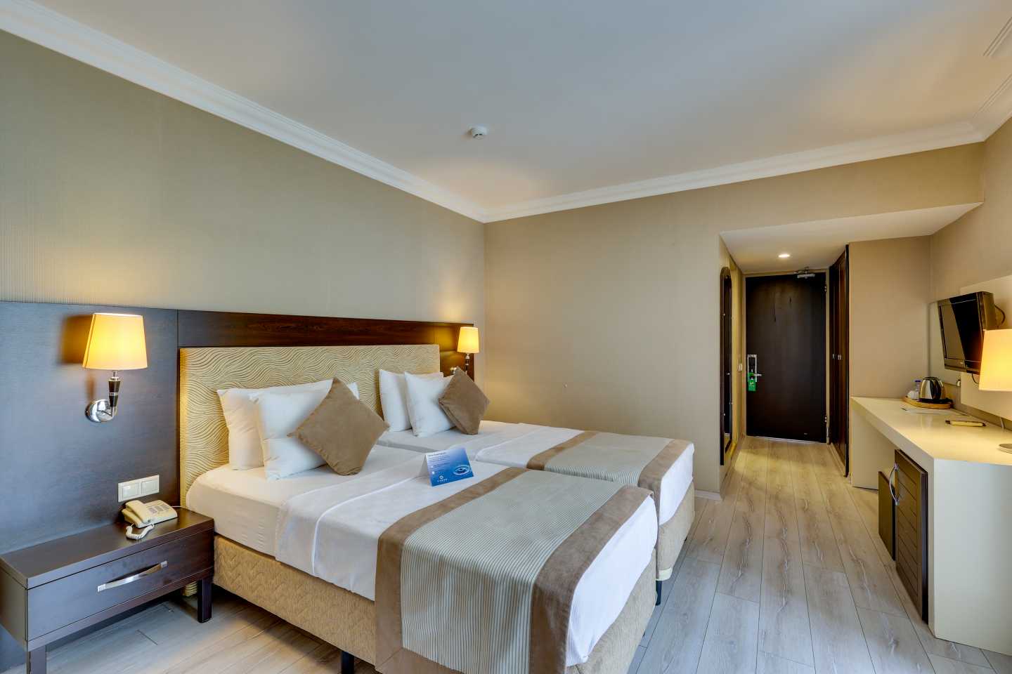 Faros Premium Beach Hotel +16 Kara Manzaralı Oda