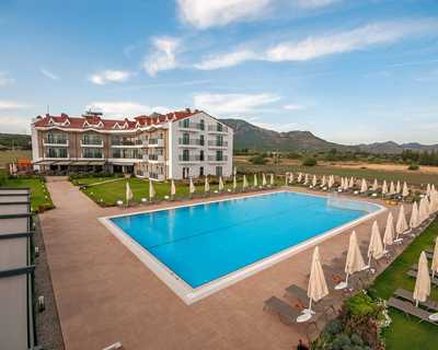 Acroter Hotel & Spa