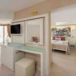 Premium Suite