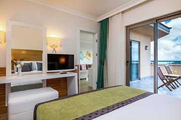 Aquaworld Belek By MP Hotels Suite Palace Oda Deniz Manzara