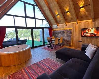 Aurora Suit Bungalov