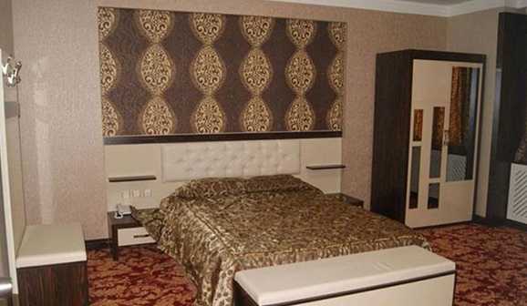 25 m² genişliğindedir.