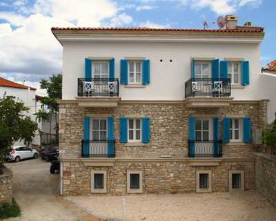 Çeşme Kale Taş Apart