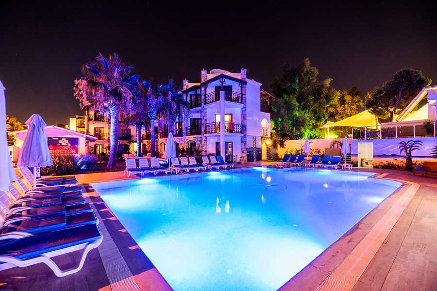 Coconut Beach Hotel Bodrum, Gümbet