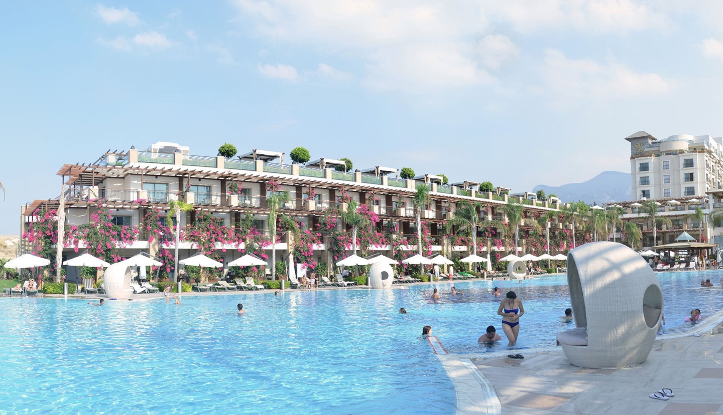 Cratos Premium Hotel Casino Port Spa Kıbrıs Otelleri Touristica