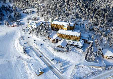 Duja Chalet Ski Center
