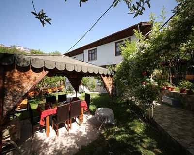 Emiroğlu Konak