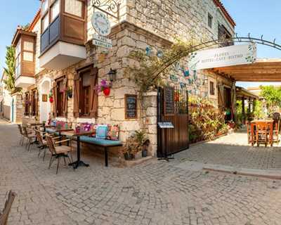 Flores Hotel Alaçatı