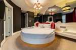 Golden Pars Hotel