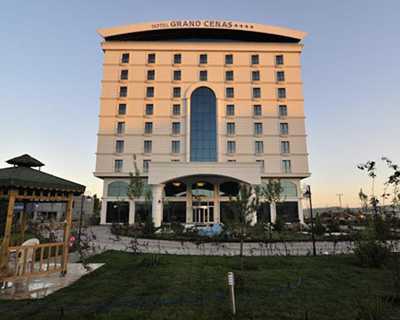 Grand Cenas Hotel
