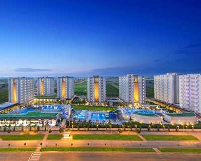 Grand Park Lara