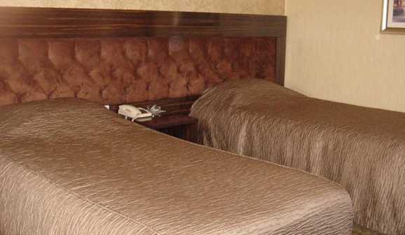 Standart odalar 13-25 m² büyüklüğündedir.
Tek kişilik Standart odalarda tek kişilik tek yatak bulunuyor.
İki Kişilik Standart odalarda çift kişilik tek yatak bulunuyor.