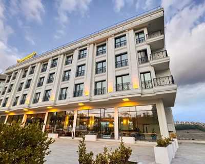 Kanyonvadi Hotel