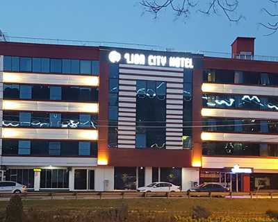 Lion City Hotel