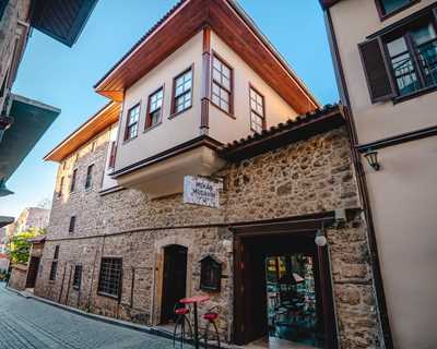 Mediterra Art Hotel