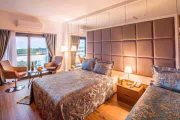 Novel Centre Point Hotel Superior Deniz Manzaralı Oda