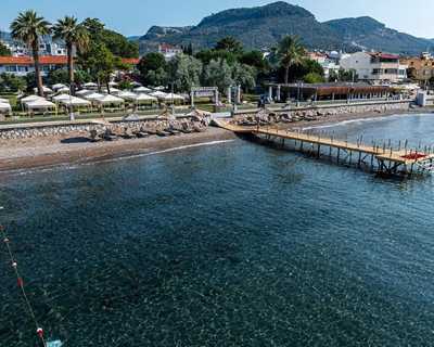 Palm Beach Otel Küçükkuyu