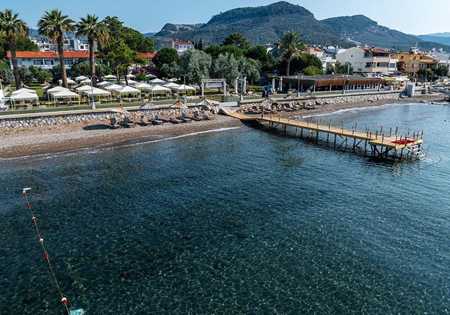 Palm Beach Otel Küçükkuyu