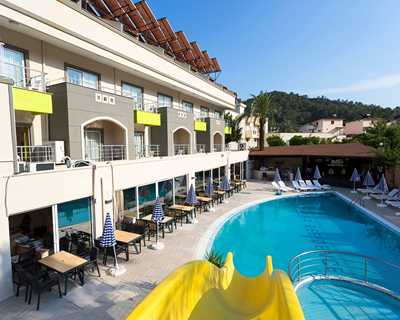 Rich Melissa Hotel