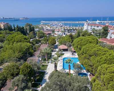Risus Garden Marina Hotel