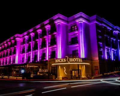 Rocks Hotel