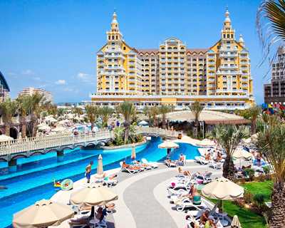 Royal Holiday Palace