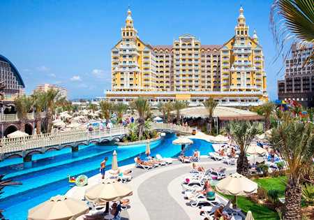 Royal Holiday Palace