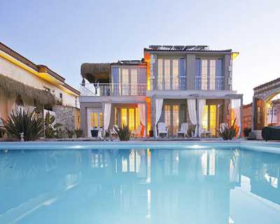Sade Alaçatı Butik Otel