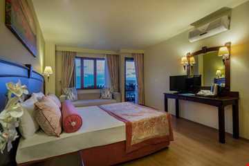Selge Beach Resort & Spa Deniz Manzaralı Aile Odası (İade Edilmez)