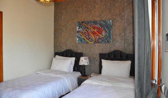Superior Oda Twin Bed