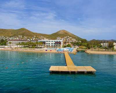 Tiana Beach Resort