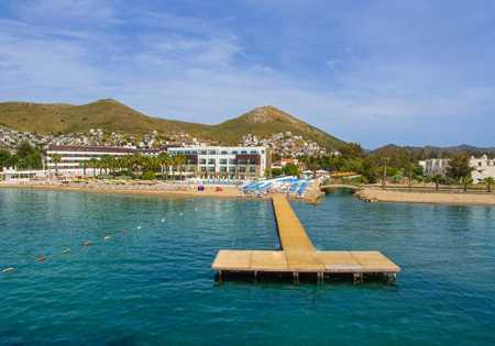 Tiana Beach Resort