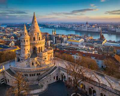 Budapeşte Panorama Noel Pazarları Turu 3 Gece 4 gün (BUD-BUD)