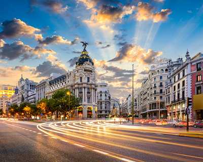 İzmir Hareketli Elegant İspanya & Endülüs Turu (Barcelona - Madrid)