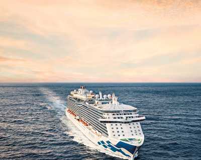 Royal Princess ile 32 Gece Los Angeles’dan Sydney’e Pasifik Okyanusu’nun Cennet Adalarına Yolculuk 24 Eylül 2027